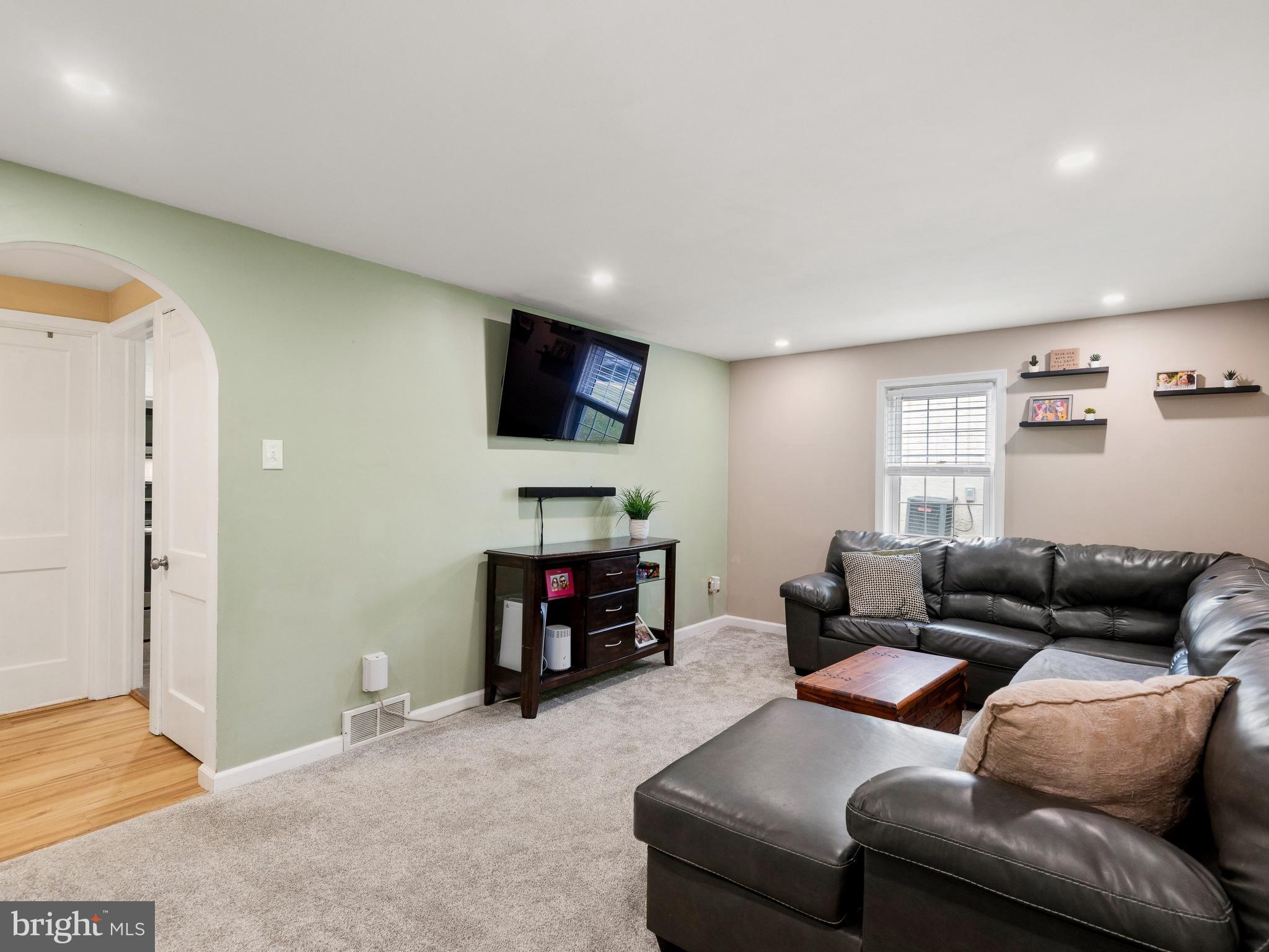 1514 WALNUT STREET