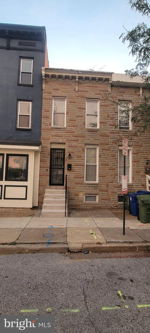 Townhouse For Rent - 402 N Patterson Park Avenue<br/> BALTIMORE, MD 21231
