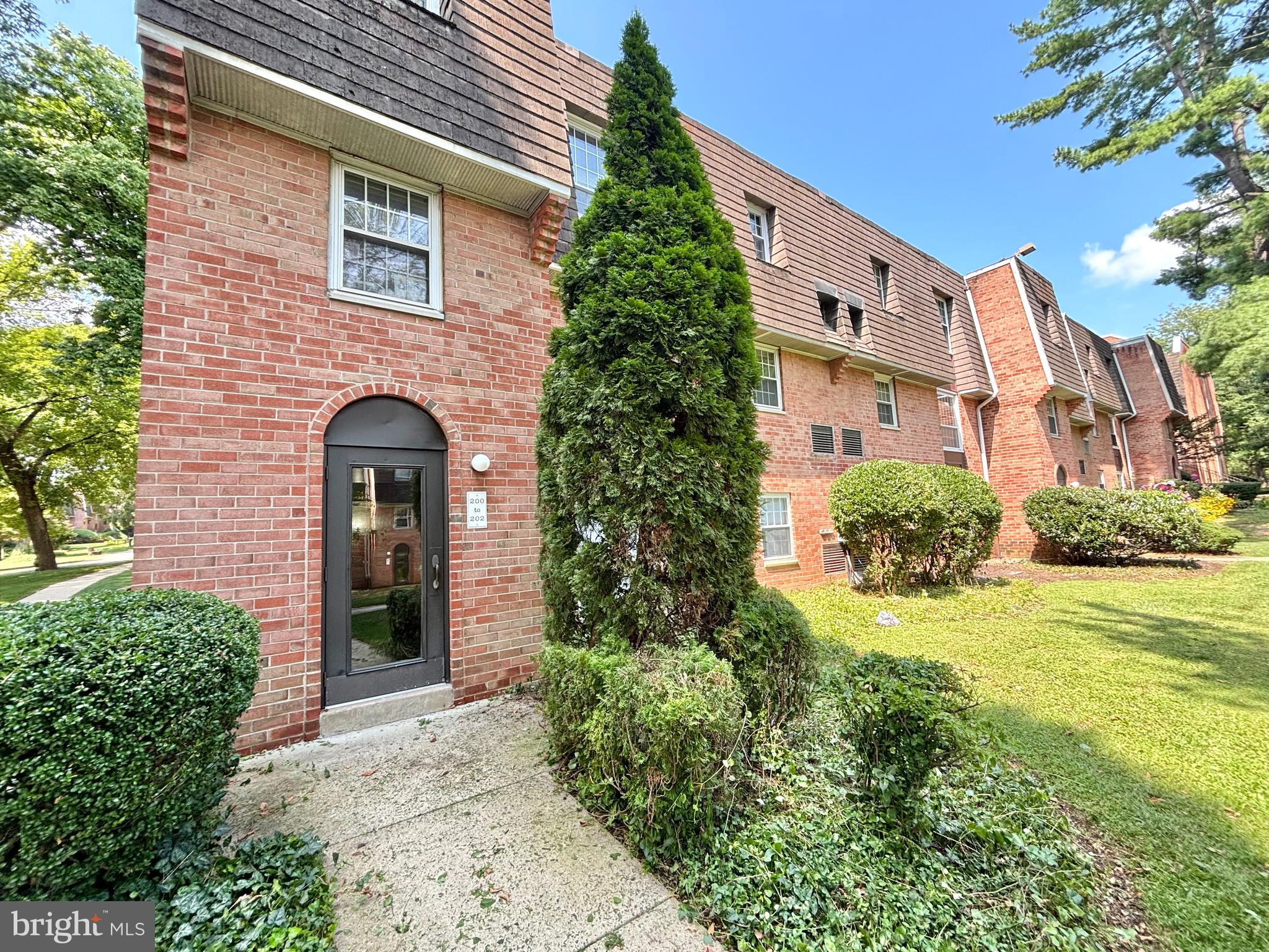 4000 GYPSY LANE 202A2