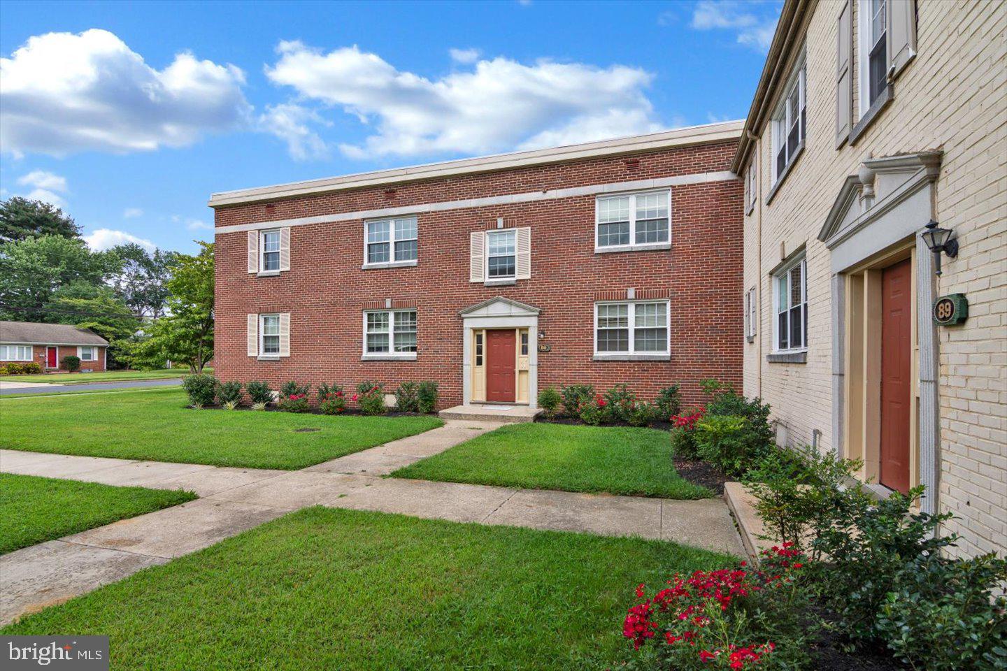 100 PARK BOULEVARD 88C