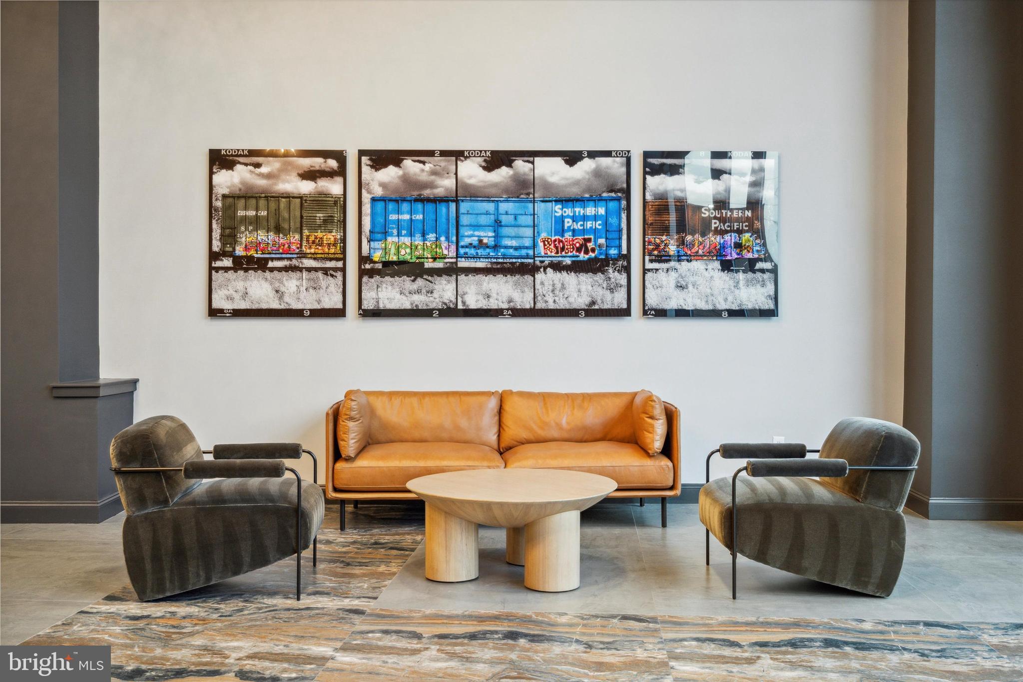 PORT RICHMOND - Residential Lease