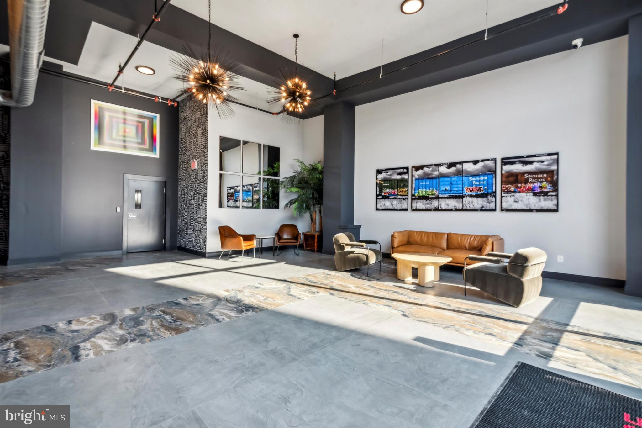 PORT RICHMOND - Residential Lease