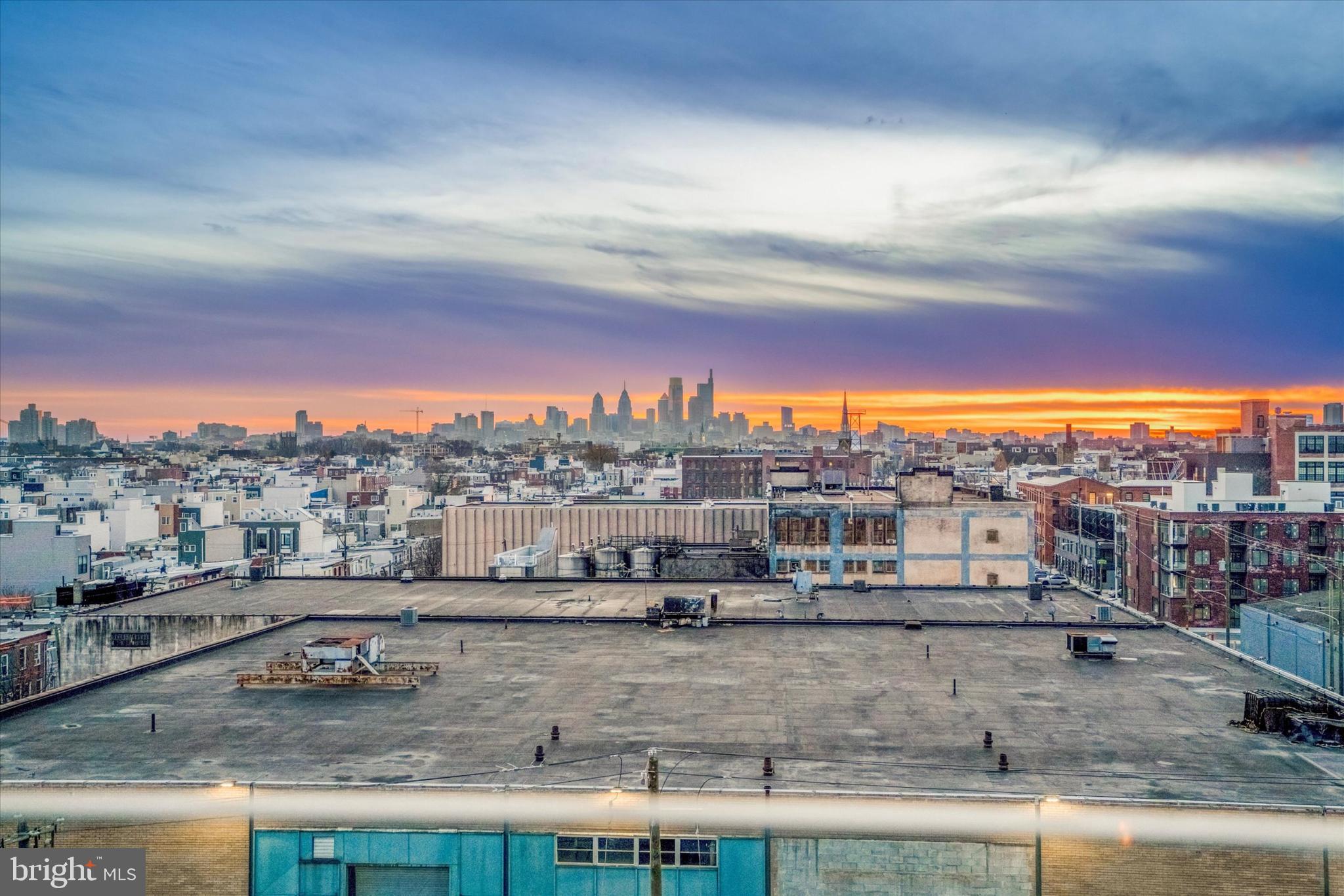 PORT RICHMOND - Residential Lease