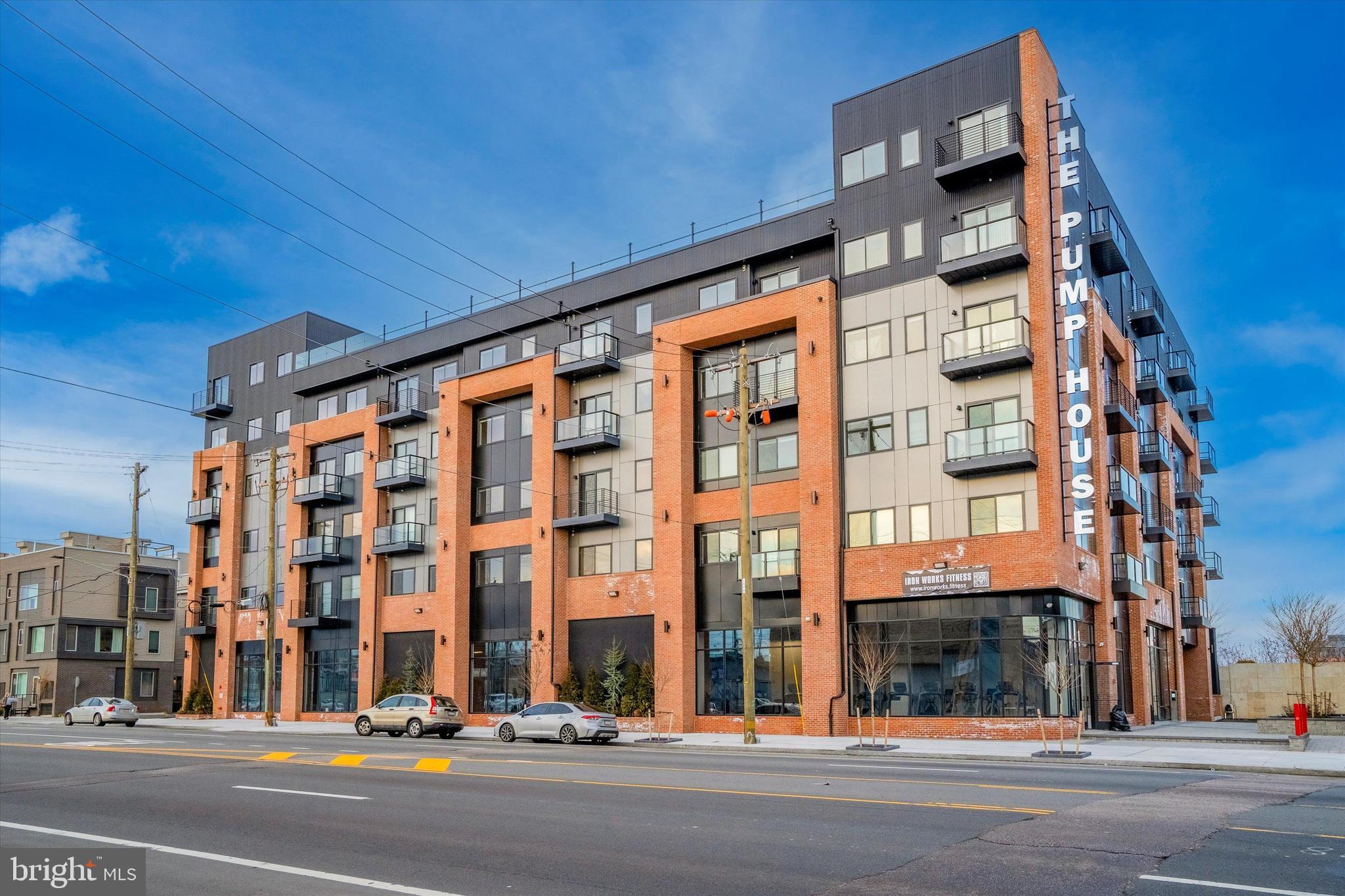 PORT RICHMOND - Residential Lease