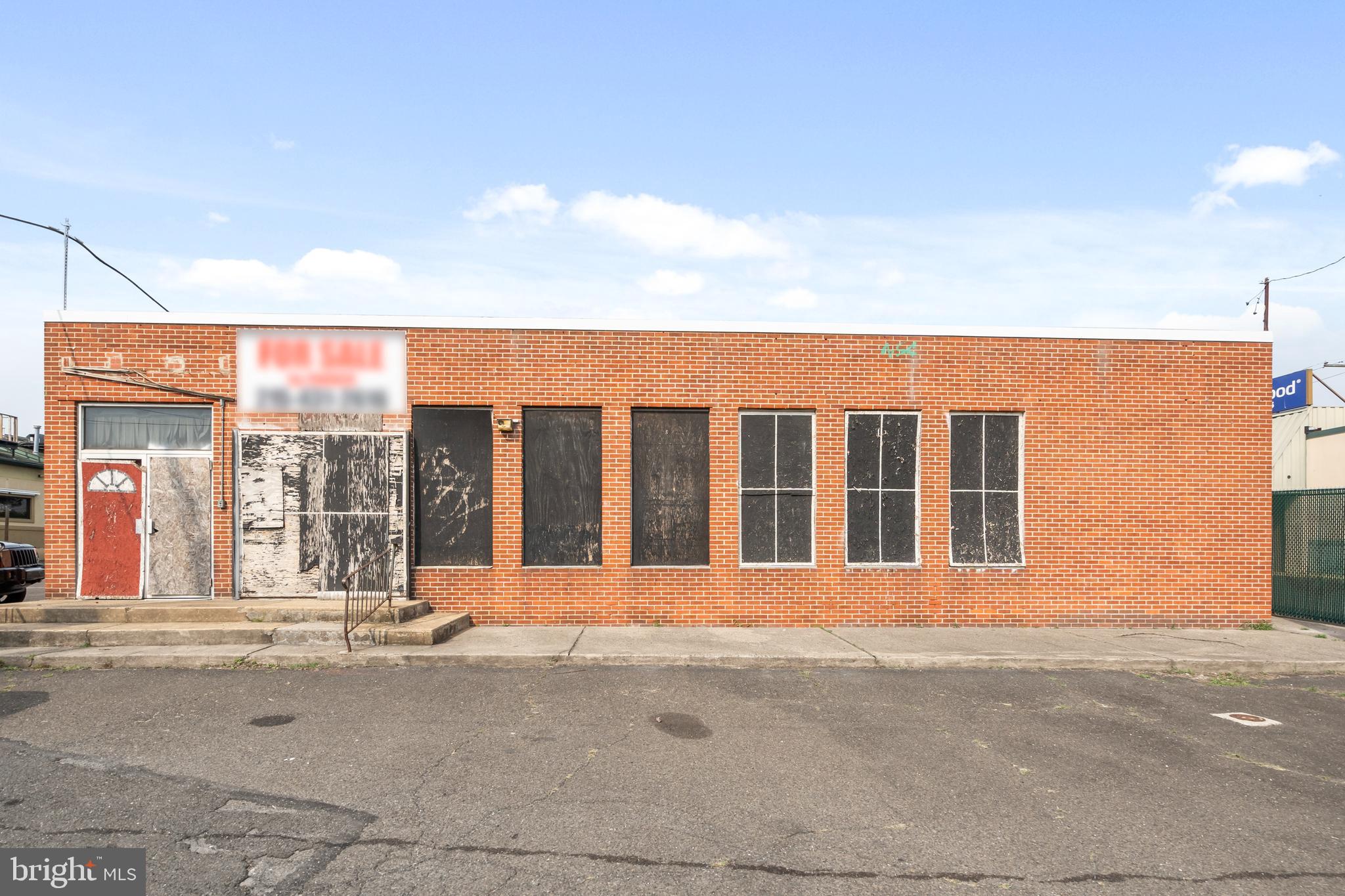 Bring your vision to life in this expansive commercial property located in Philadelphia. Featuring 3,600 Sq Ft of open, versatile space, this property offers endless possibilities for redevelopment, storage, warehouse use, light manufacturing, or creative studio space. The interior showcases solid block walls, exposed beams, and wide-open floor space supported by steel beams—making it easy to customize the layout to fit your business needs. Located in Philadelphia, this property provides convenient access to major roadways, public transit, and surrounding business hubs. Whether you’re looking to expand your operations, create a new business venture, or invest in a highly adaptable property, this commercial space is ready for its next chapter.