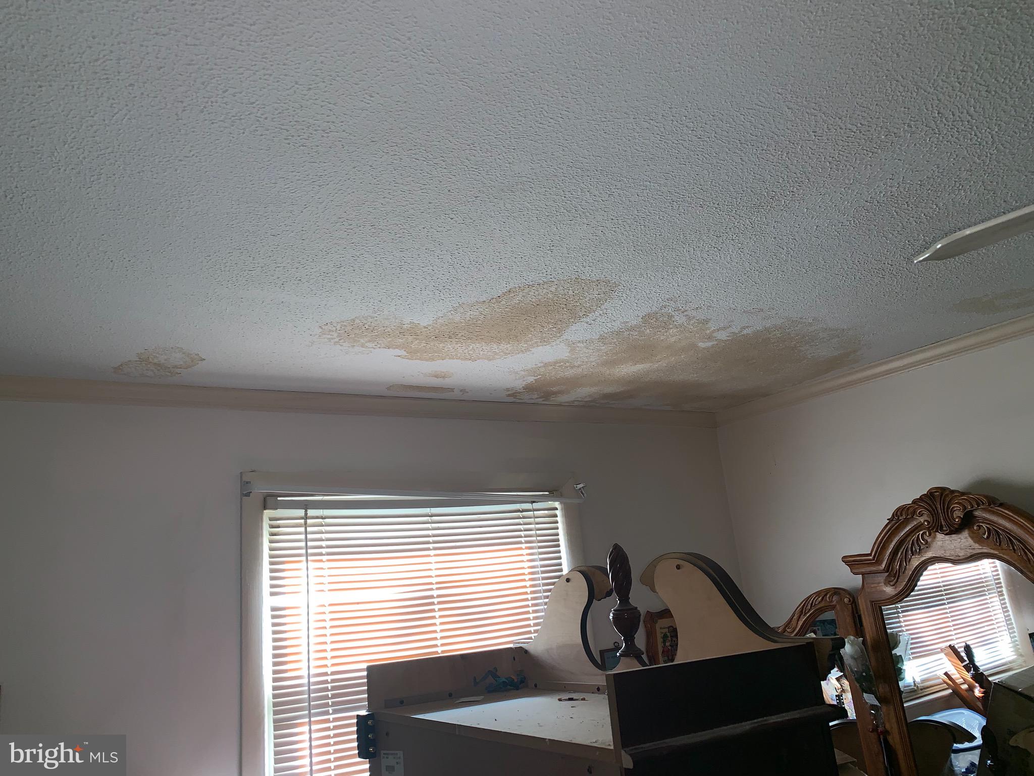 CLINTON - Residential