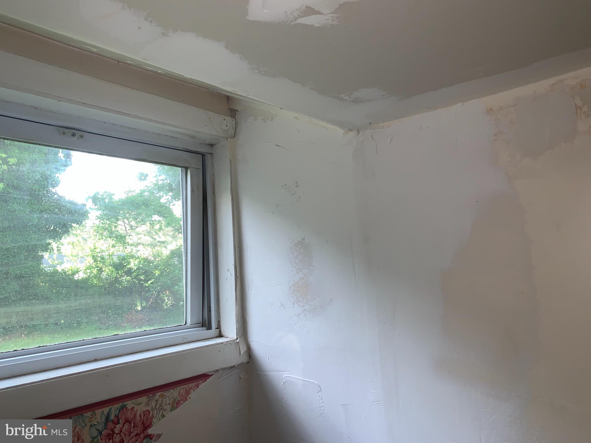 CLINTON - Residential