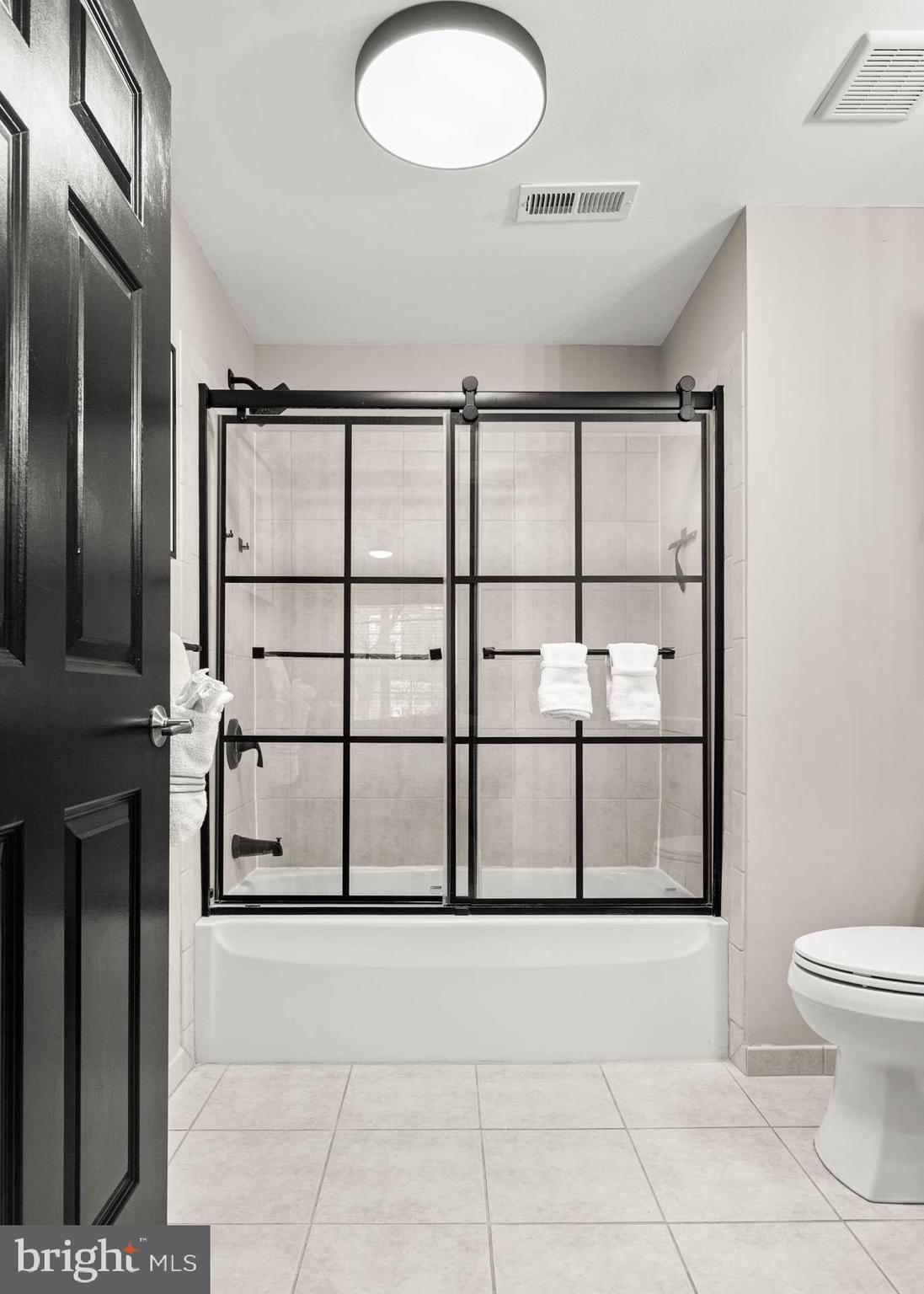 HILLVIEW CONDOS - Residential