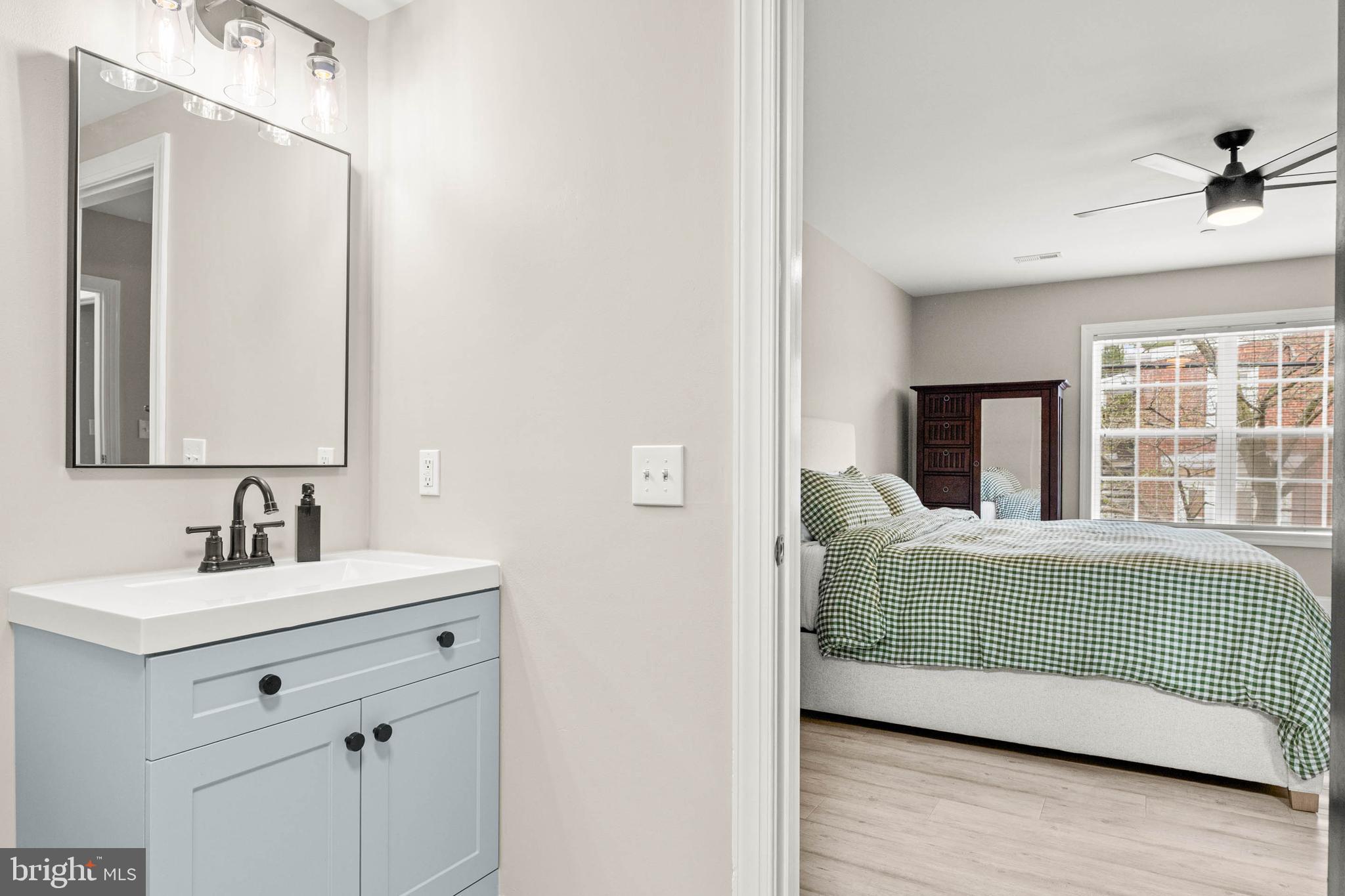 HILLVIEW CONDOS - Residential