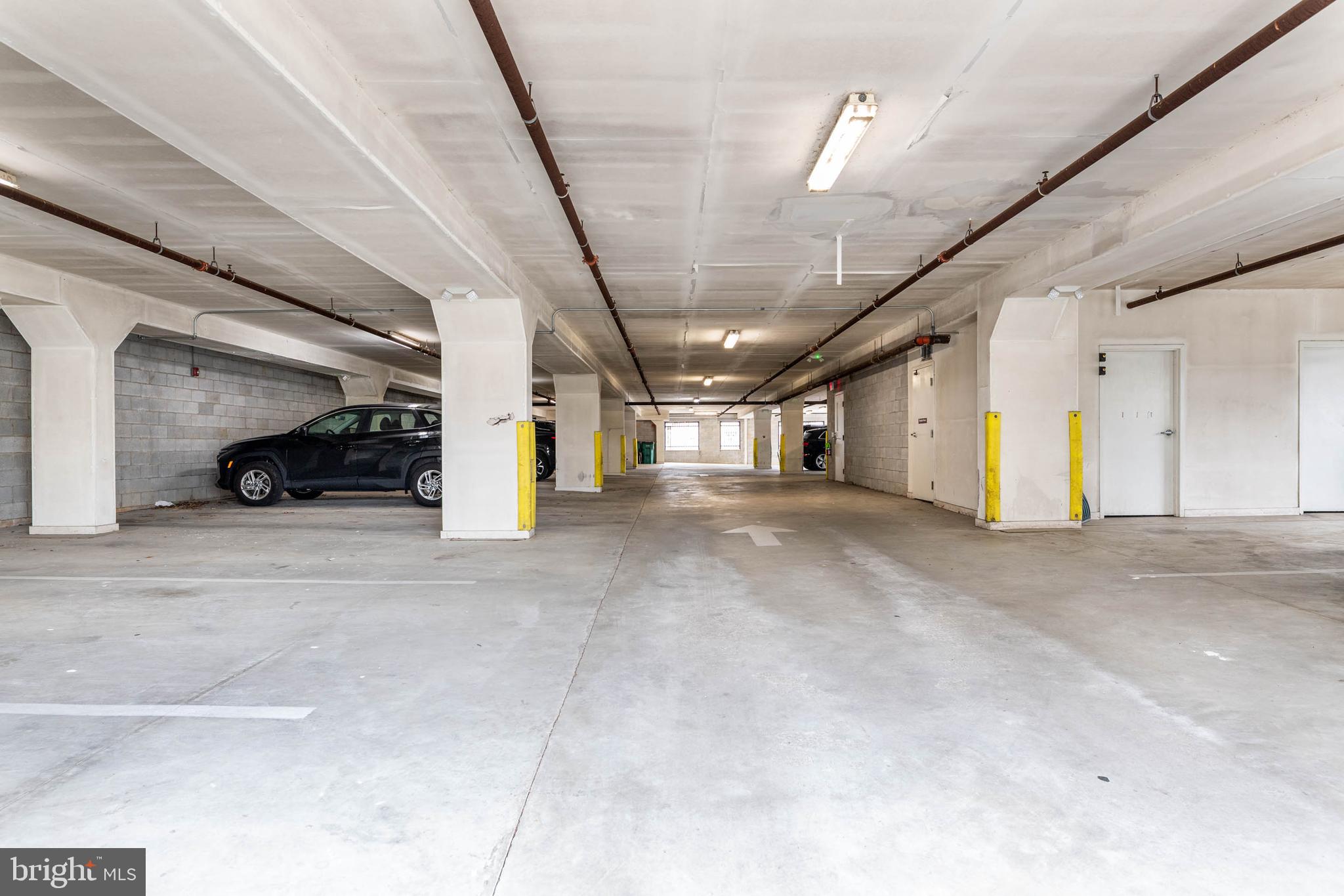 HILLVIEW CONDOS - Residential