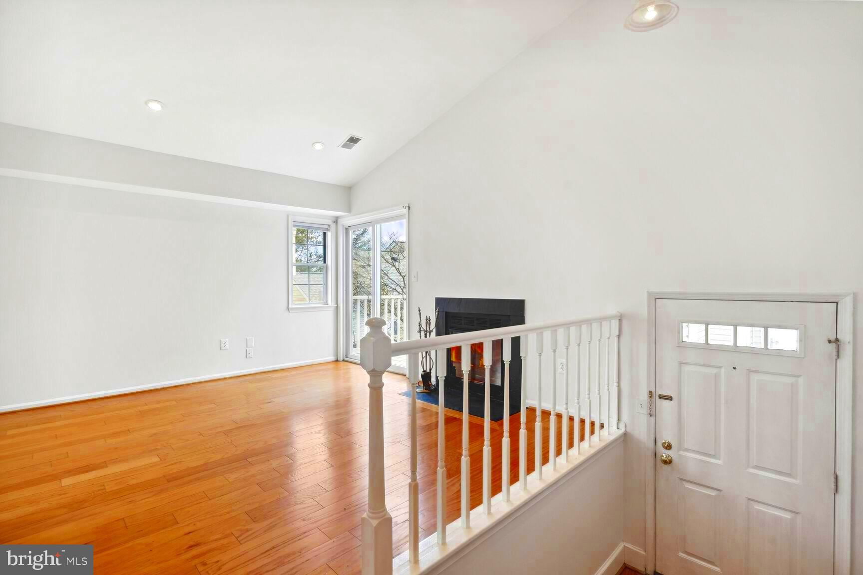 COURTBRIDGE - Residential Lease