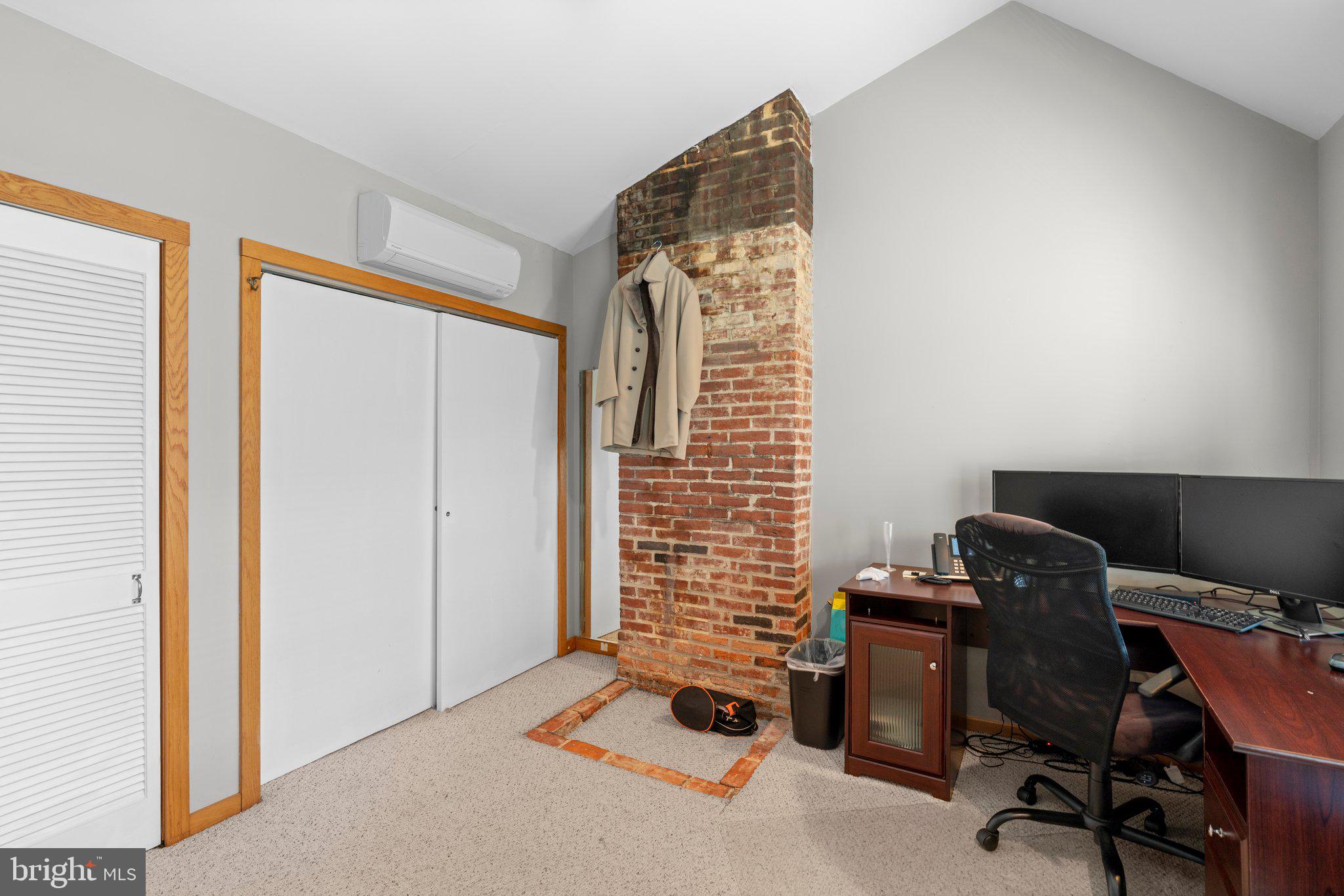 FELLS POINT HISTORIC DISTRICT - Commercial Sale