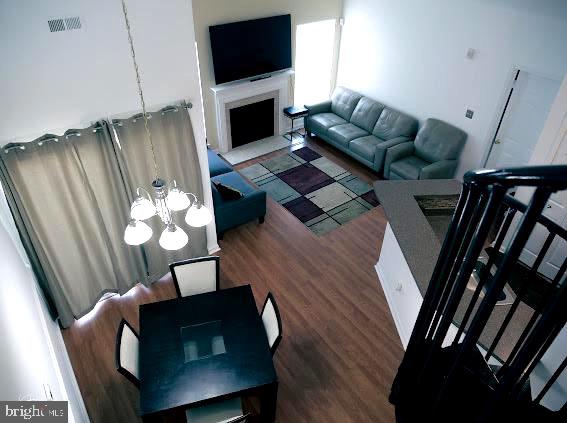 THE AVENUE AT FOREST RUN - Residential