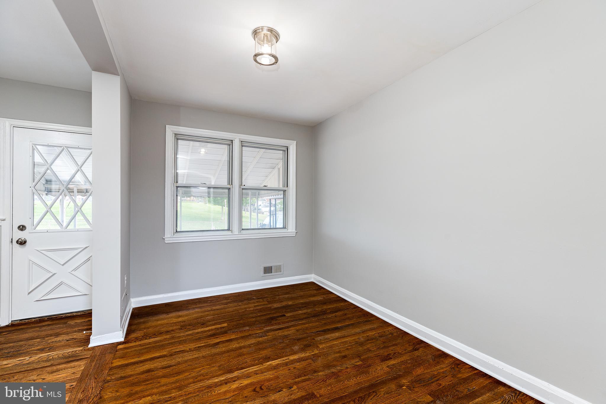 EASTWOOD - Residential