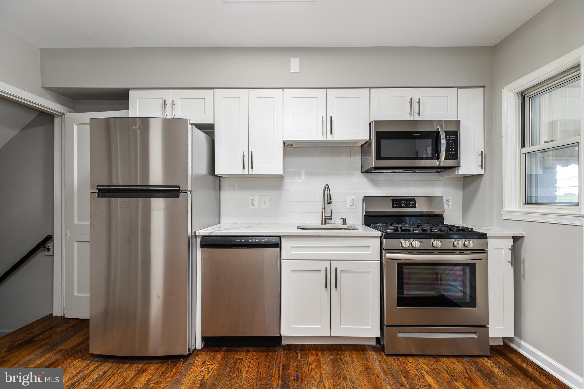 EASTWOOD - Residential