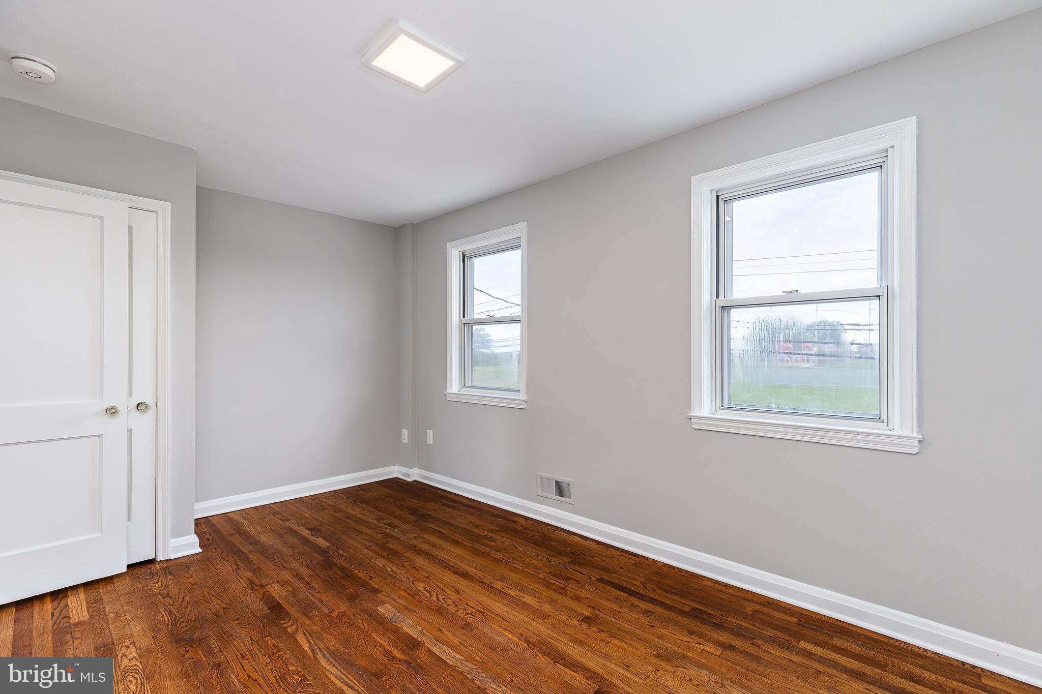 EASTWOOD - Residential