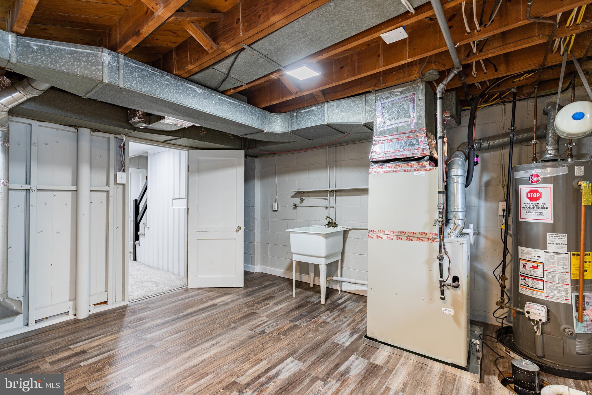 EASTWOOD - Residential