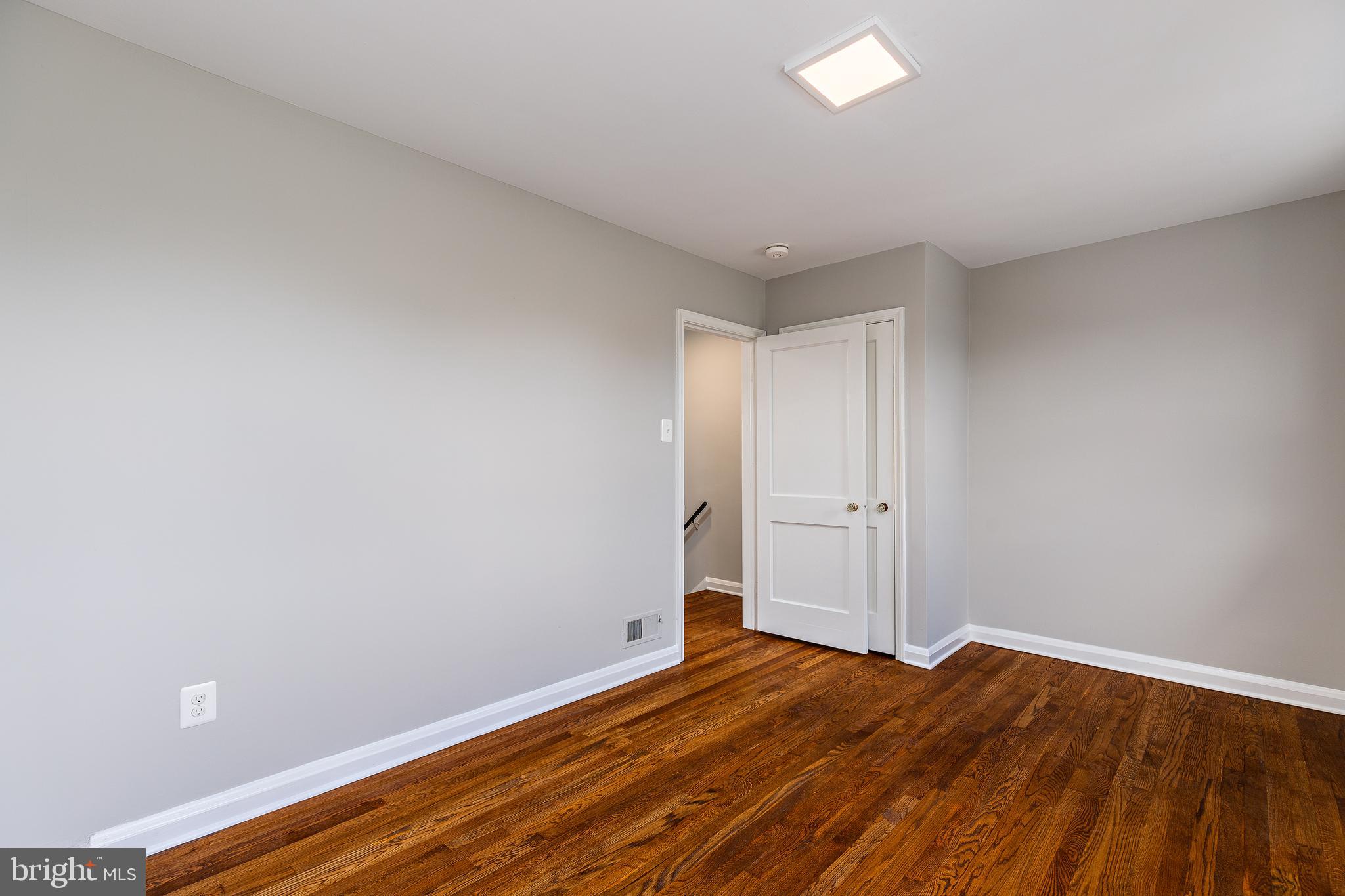 EASTWOOD - Residential