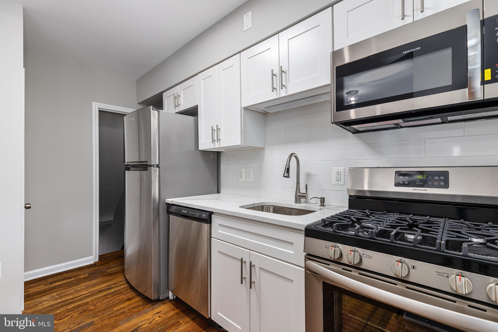 EASTWOOD - Residential