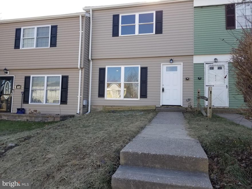 Not a thing to do but move in. New roof, siding, HVAC, doors and flooring throughout. Updates include kitchen with granite and new stainless appliances. Bath updated with subway tile. Fresh paint throughout.  In a nice court with plenty of parking. Don't miss this one. Nice court with plenty of parking