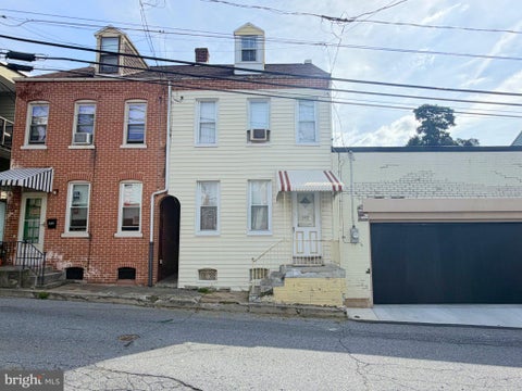 Townhouse For Sale - 347 N Concord Street<br/> LANCASTER, PA 17603
