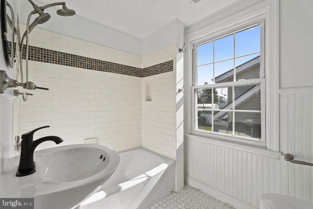 HAGERSTOWN - Residential