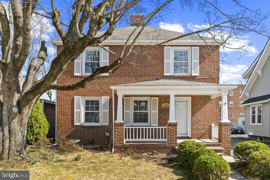 832 MARYLAND AVENUE
