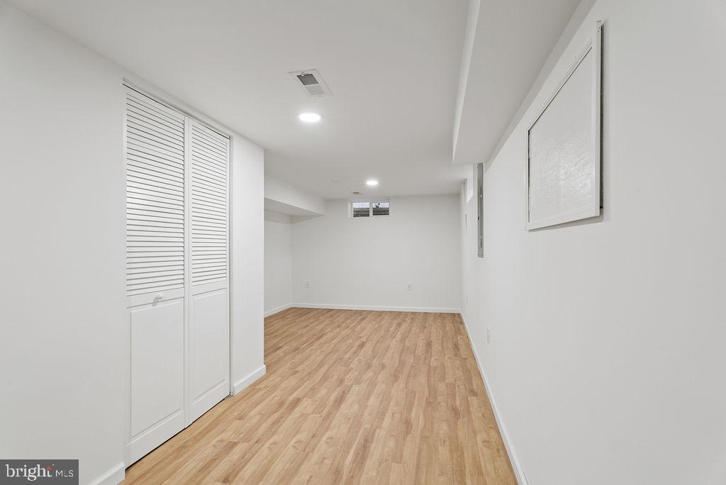 HAGERSTOWN - Residential