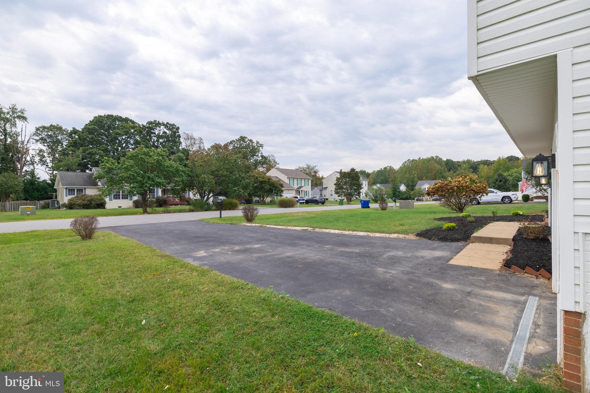 MAPLE GROVE - Residential