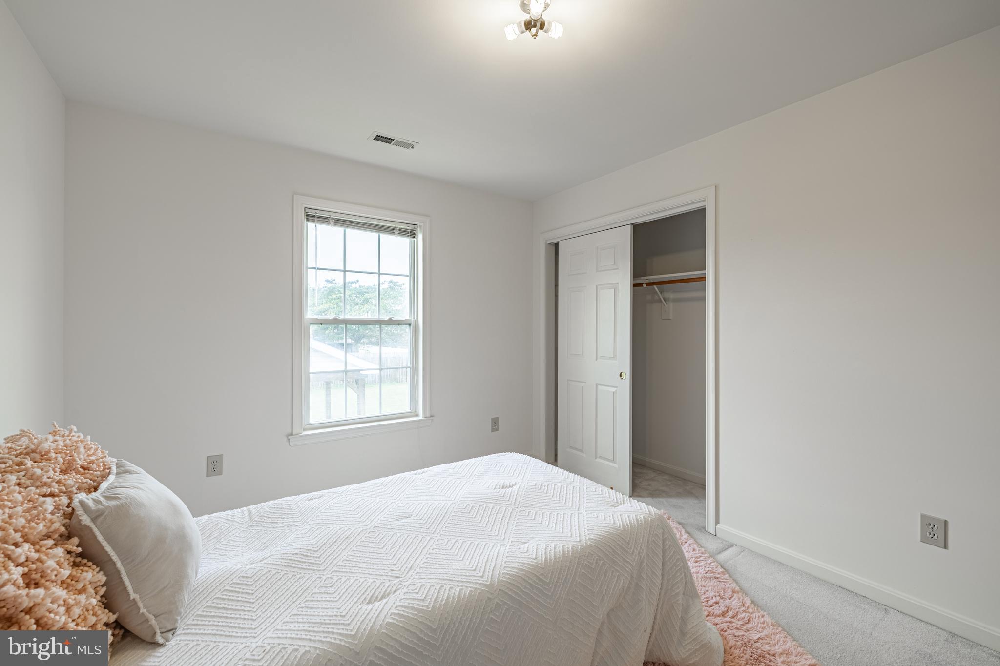 MAPLE GROVE - Residential