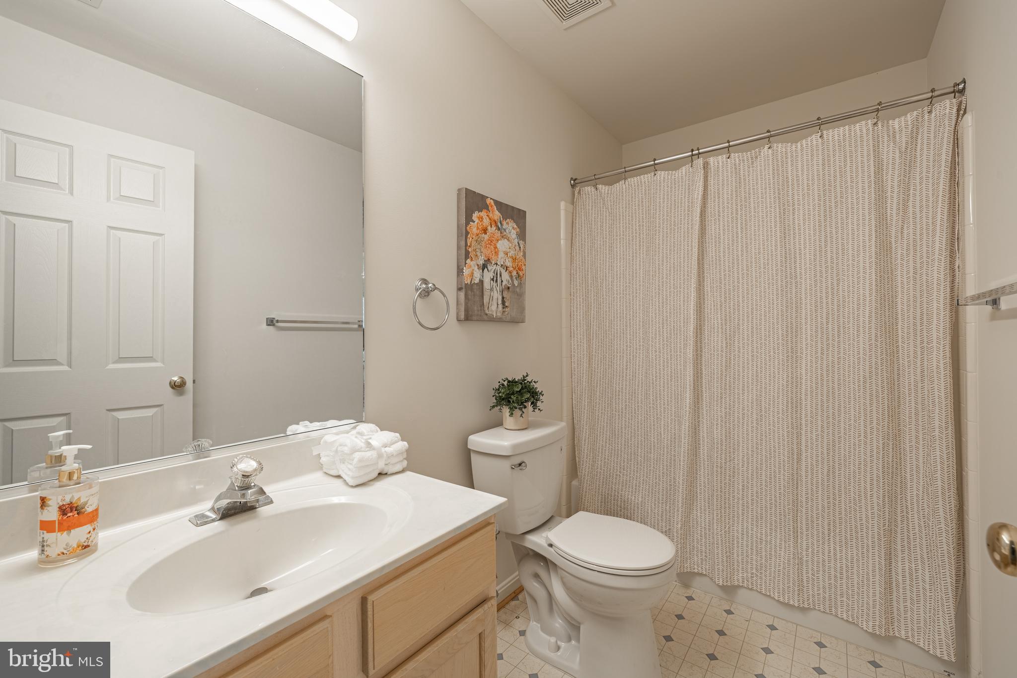 MAPLE GROVE - Residential