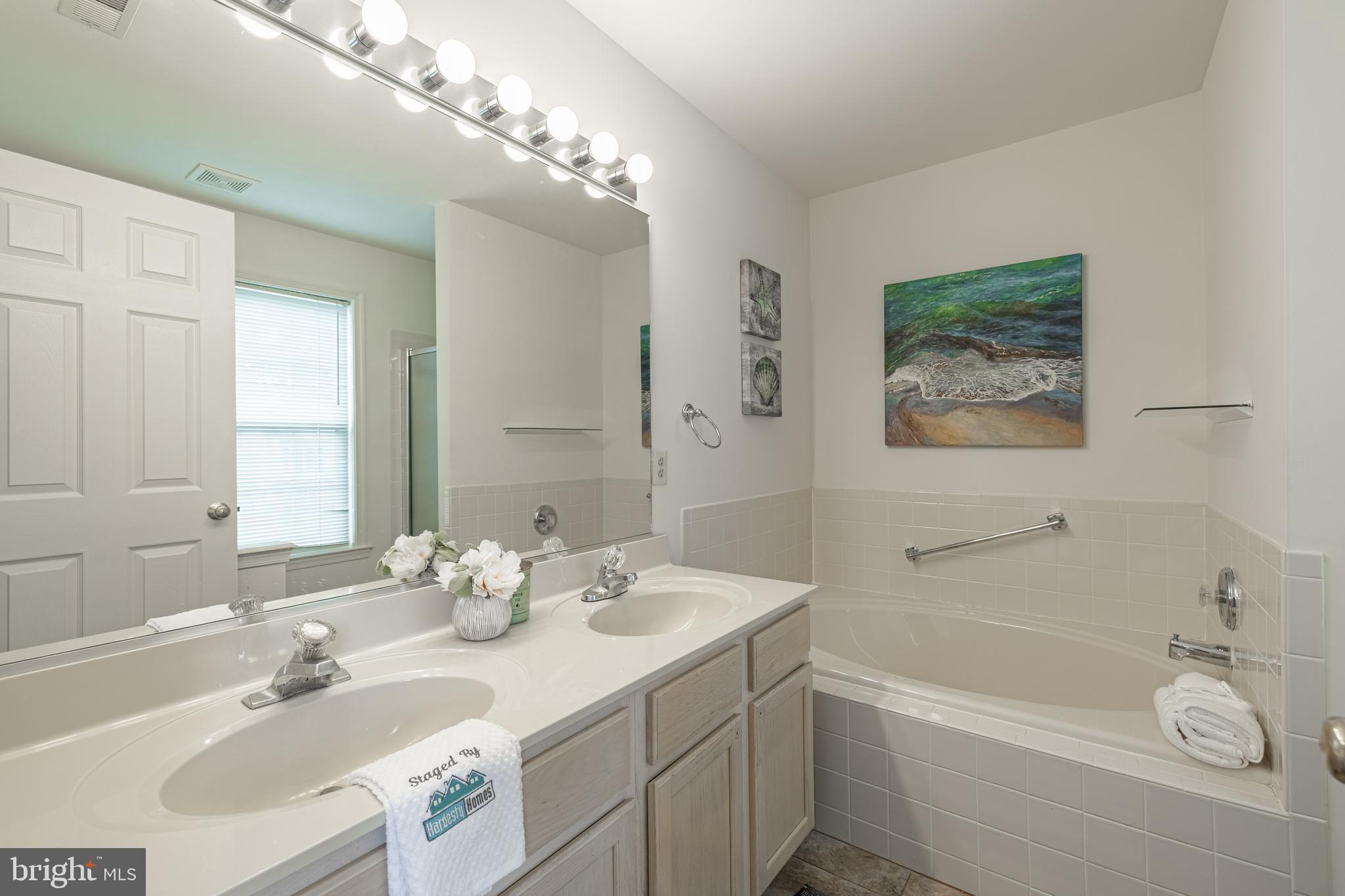 MAPLE GROVE - Residential