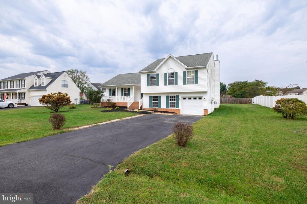 Photo of 11706 Innisbrook Circle, FREDERICKSBURG, VA 22407 (MLS # VASP2036568)