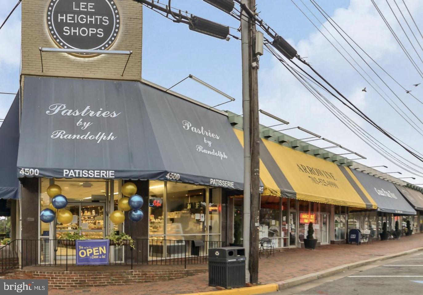 CARLYN PLACE - Residential