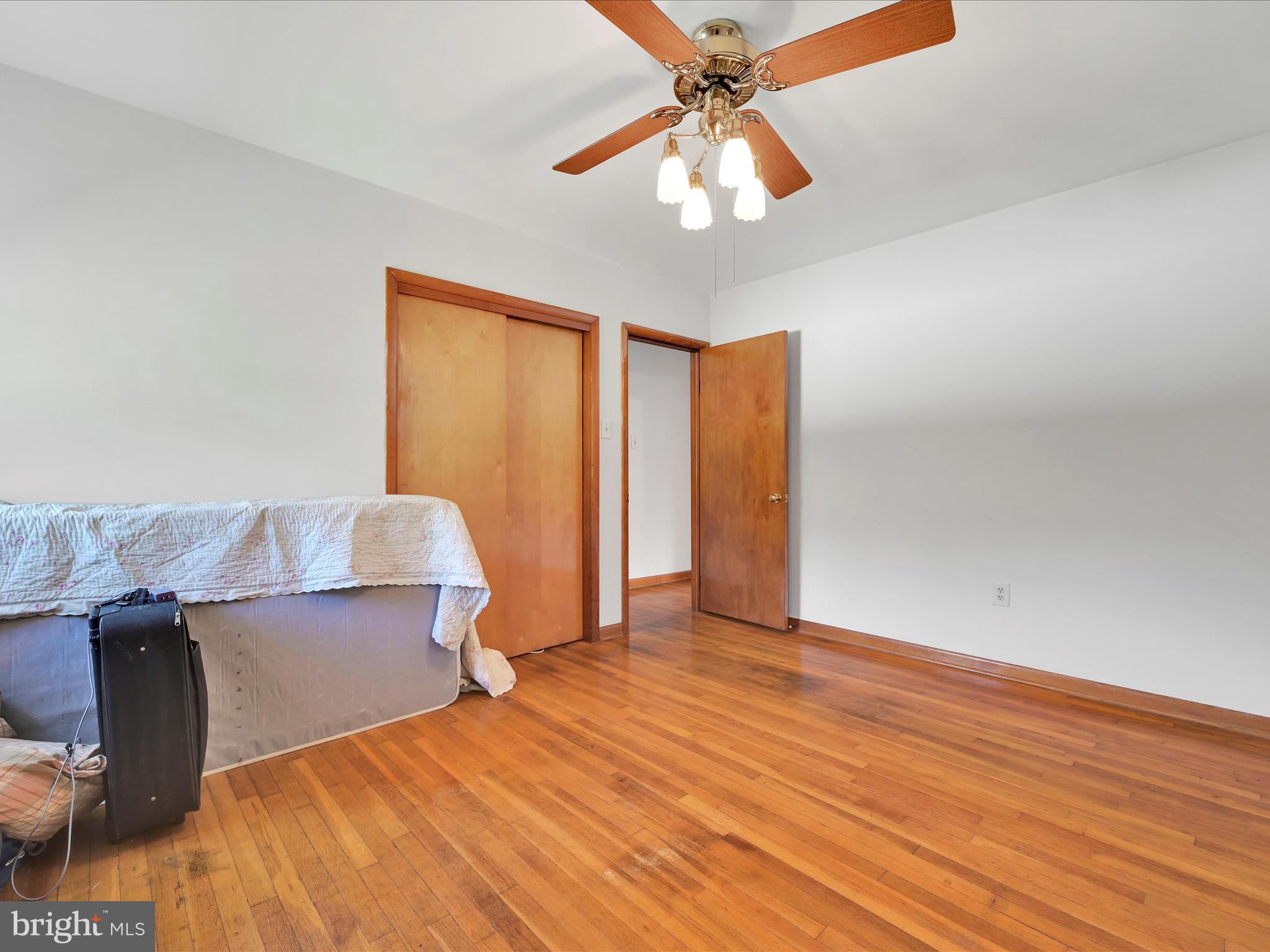 CUMBOLA - Residential