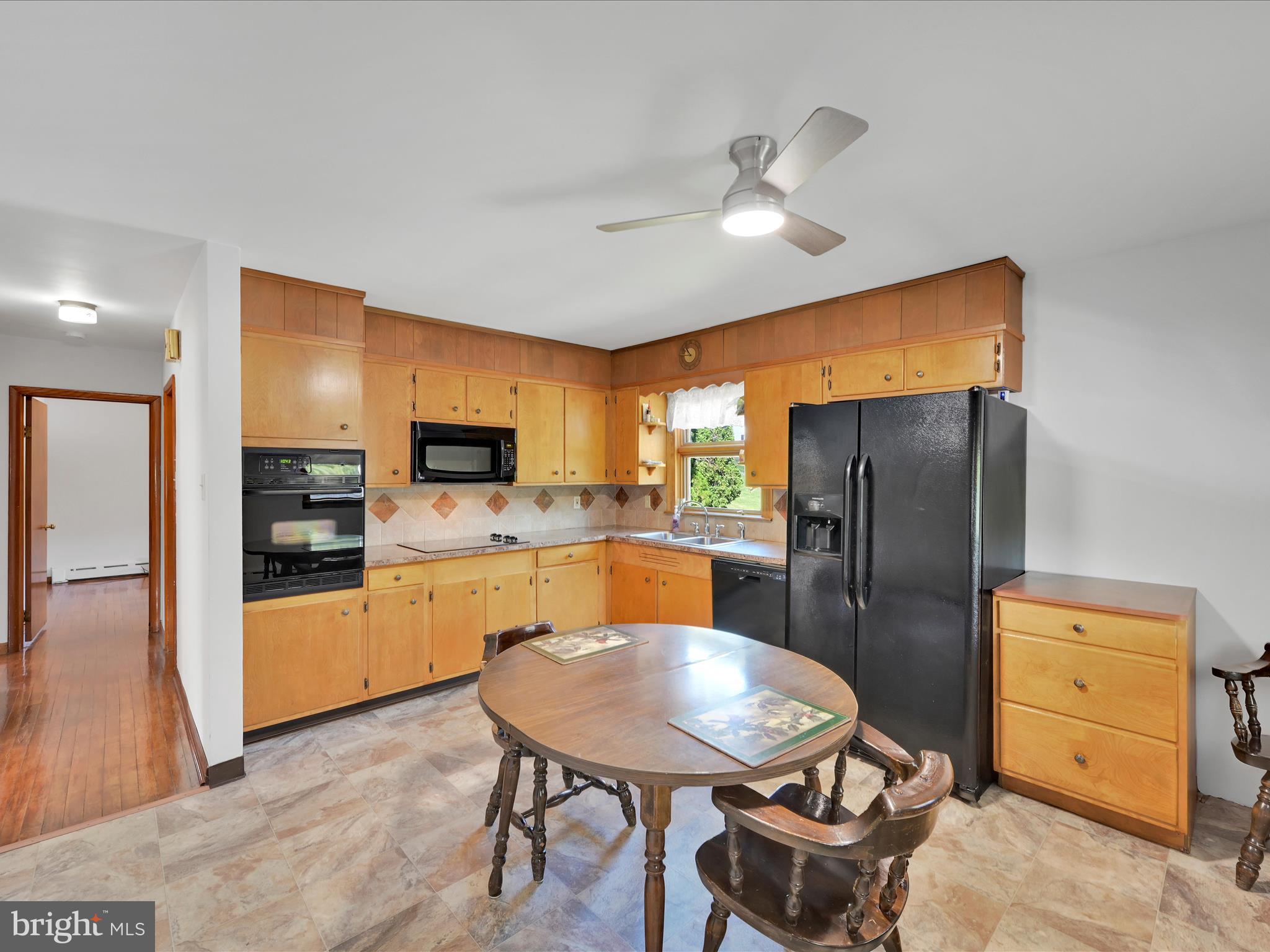 CUMBOLA - Residential