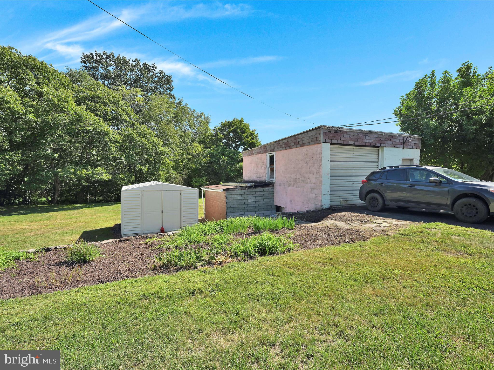 CUMBOLA - Residential