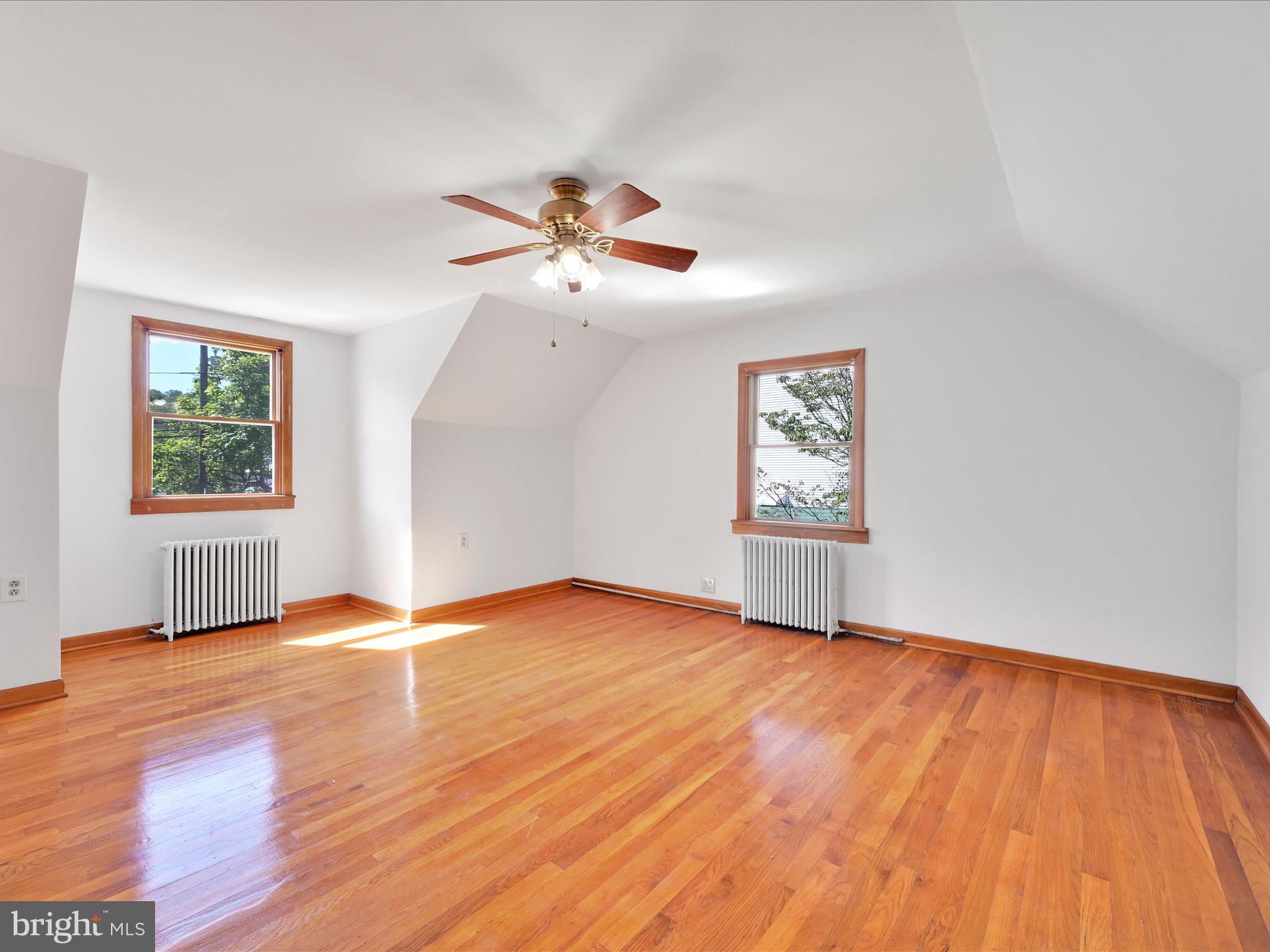 CUMBOLA - Residential