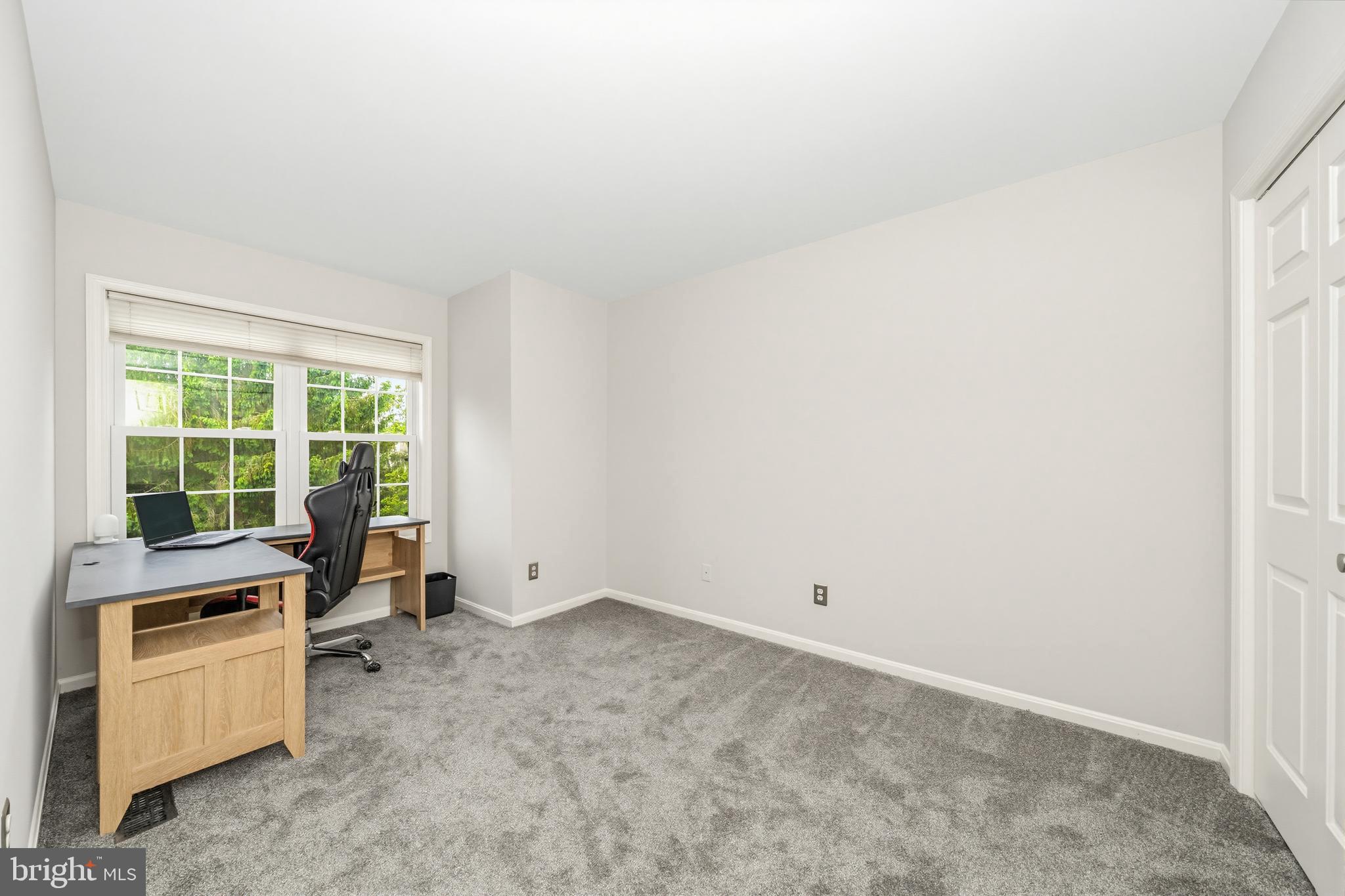 MEADOWGATE - Residential