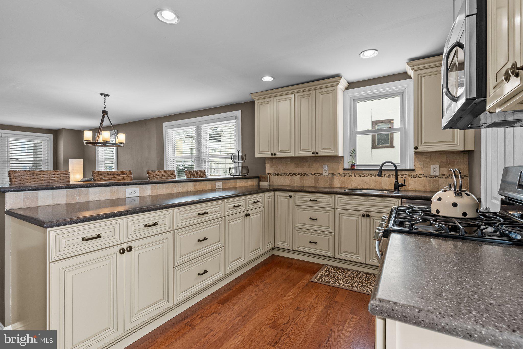 ELKINS PARK - Residential Lease