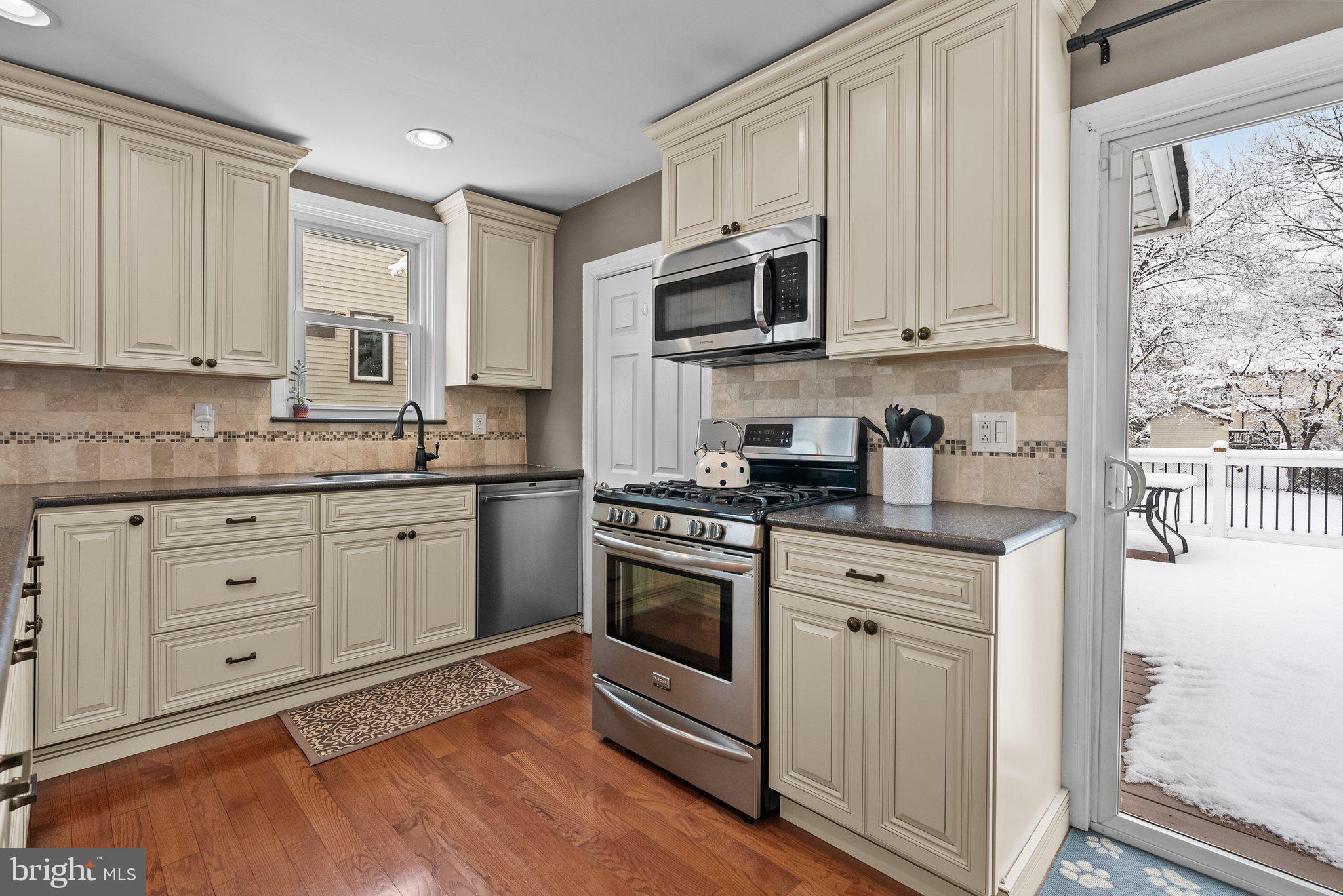 ELKINS PARK - Residential Lease