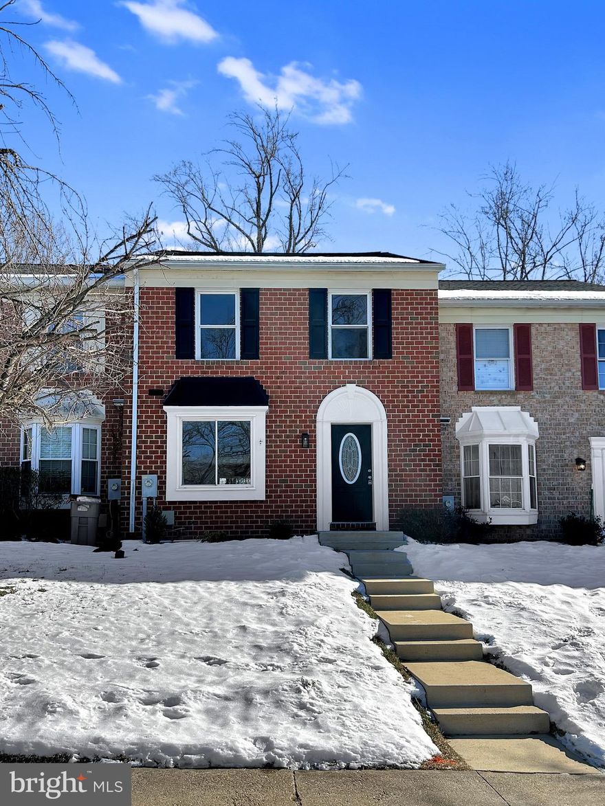 RENOVATED THREE BEDROOM TOWNHOME IN CATONSVILLE. NOTHING TO DO HERE, BUT MOVE IN! HOME FEATURES THREE FINISHED LEVELS OF LIVING SPACE WITH UPGRADES THROUGHOUT. MAIN LEVEL HARDWOOD FLOORS, KITCHEN WITH GRANITE COUNTERTOPS AND S/S APPLIANCES THAT OPENS INTO A LARGE LIVING/DINING ROOM, NEW FLOORING AND CARPET, FRESH PAINT, UPGRADED BATHROOMS, AND A NEW ROOF. ENJOY THE WOODED VIEWS FROM YOUR DECK THAT OVERLOOKS THE FENCED IN BACKYARD. THE WALKOUT BASEMENT HAS A FAMILY ROOM AREA WITH A WOOD BURING FIREPLACE AND A STORAGE/LAUNDRY ROOM. SCHEDULE YOUR SHOWING TODAY. THIS ONE WON’T LAST!
