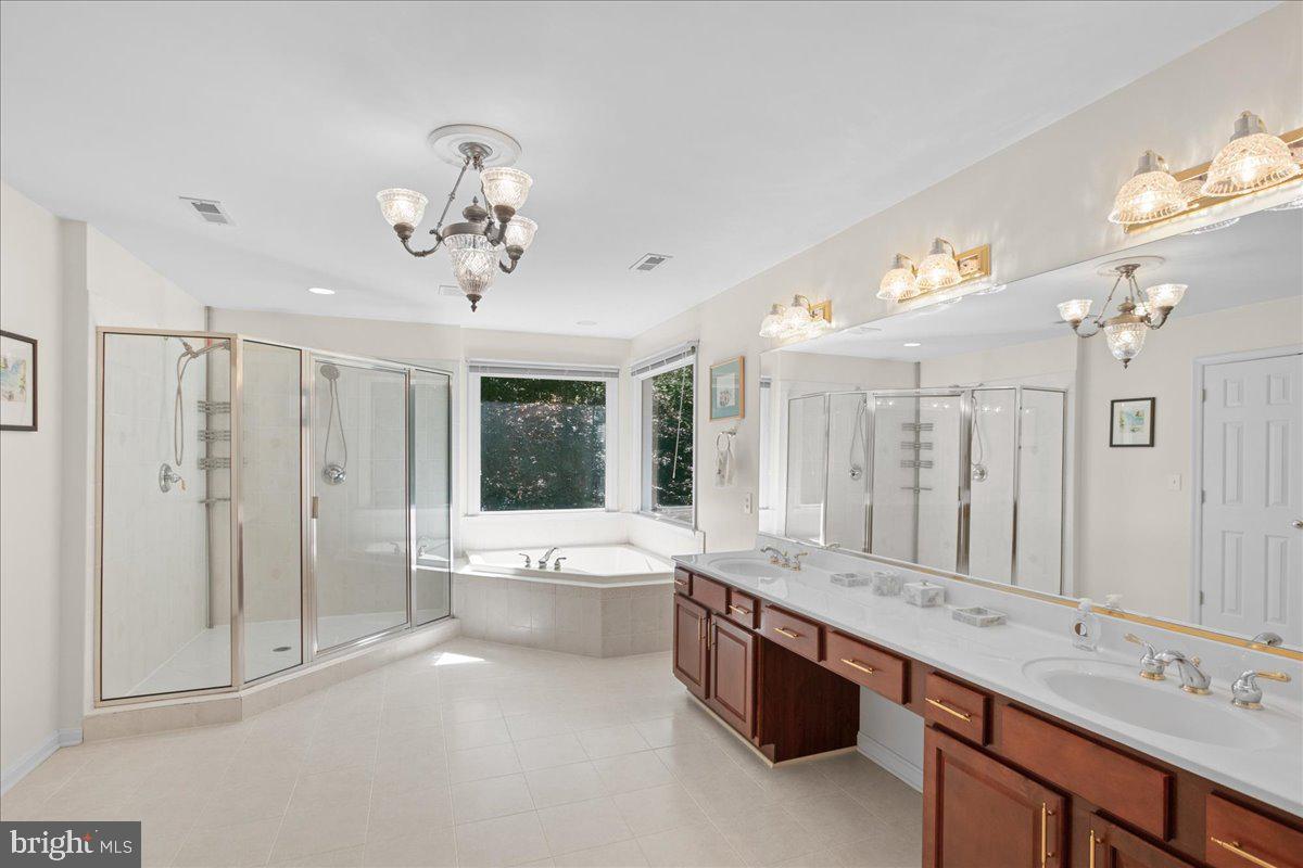 5 BEAVER RIDGE ROAD
