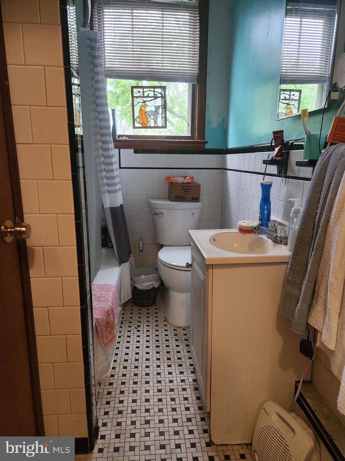 WOODWARD SQUARE - Residential