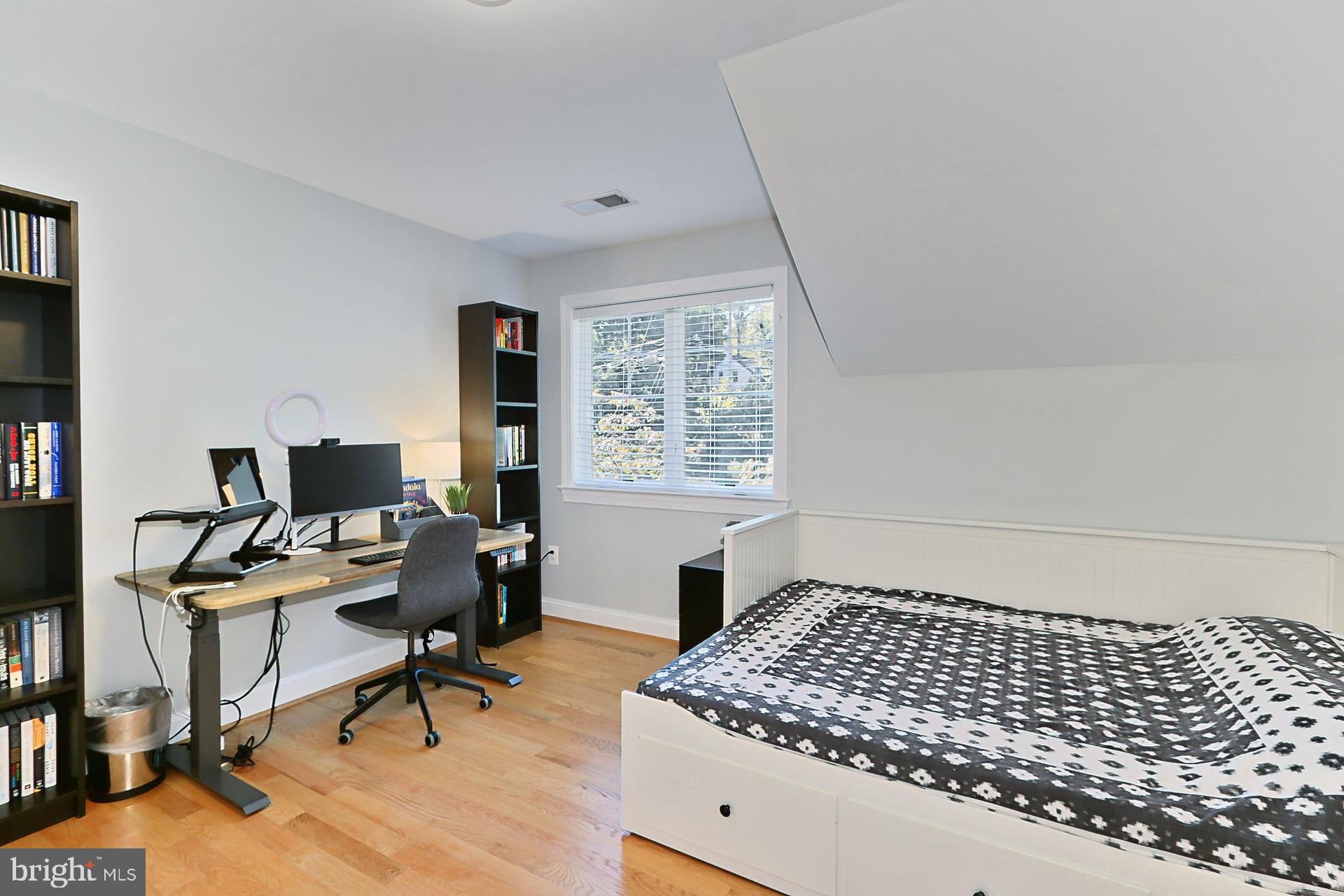 VIRGINIA FOREST - Residential