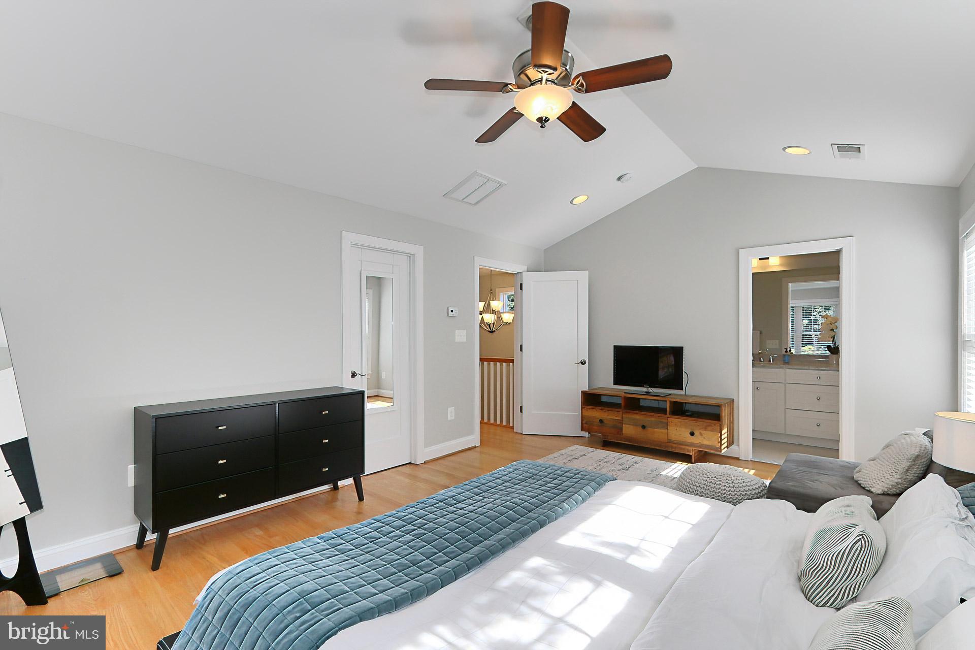 VIRGINIA FOREST - Residential