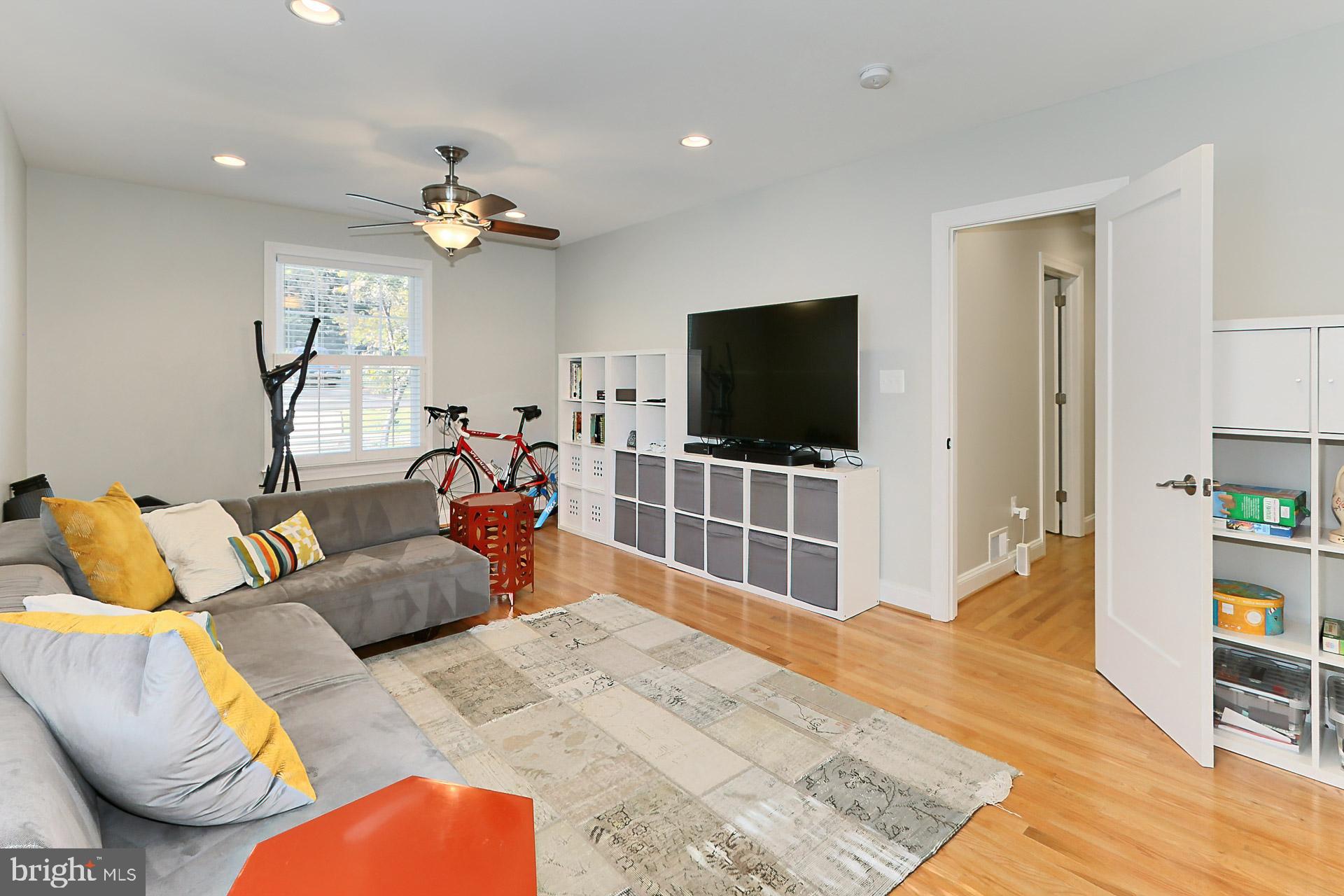 VIRGINIA FOREST - Residential