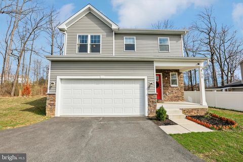 Homes For Sale - 139 Transverse Avenue<br/> MIDDLE RIVER, MD 21220