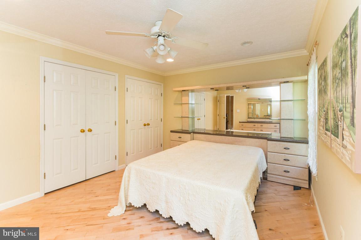 HICKORY RIDGE - Residential