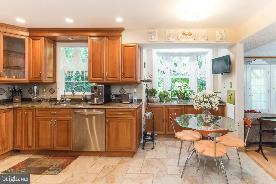 HICKORY RIDGE - Residential